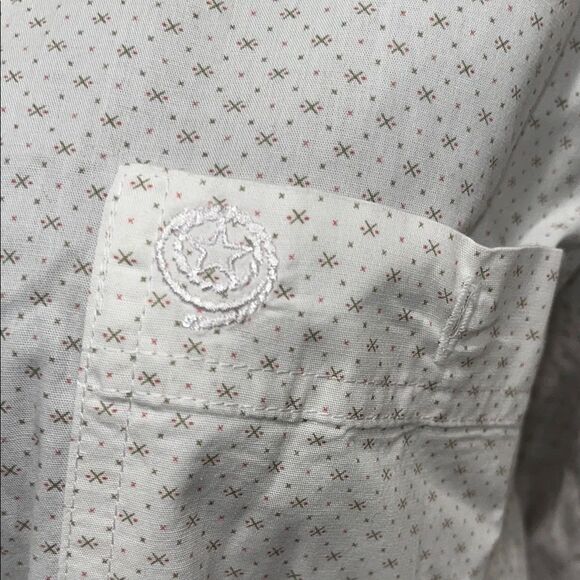 NWOT Wrangler George Strait Men's White patterned Button-Up Shirt - Picture 2 of 6